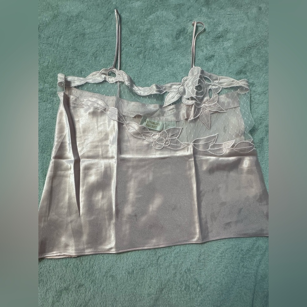 VintageVictoria's Secret Satin & Lace Camisole in Light pink size M